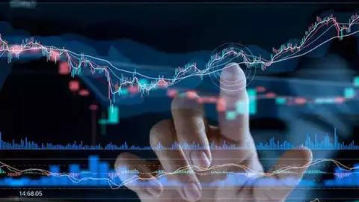 Here Is How Technological Advancement Is Affecting The Indian Stock Trading Market